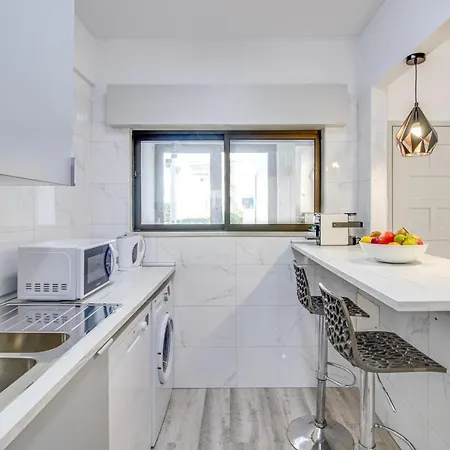 아파트 Renovated Oasis Ocean View 1bd Wi-fi 3 Min *