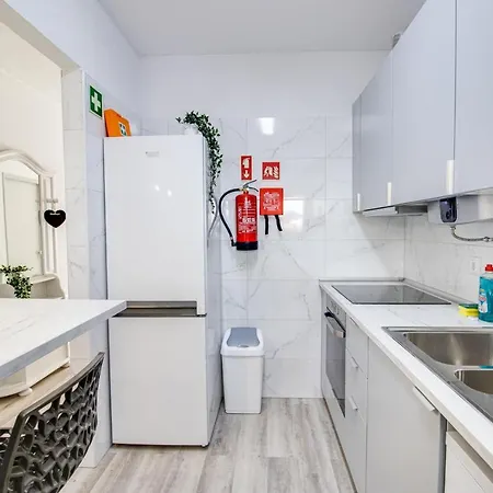 Renovated Oasis Ocean View 1bd Wi-fi 3 Min Appartement *