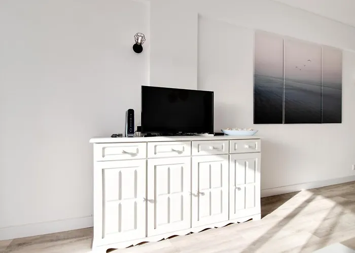 Renovated Oasis Ocean View 1bd Wi-fi 3 Min Apartament *