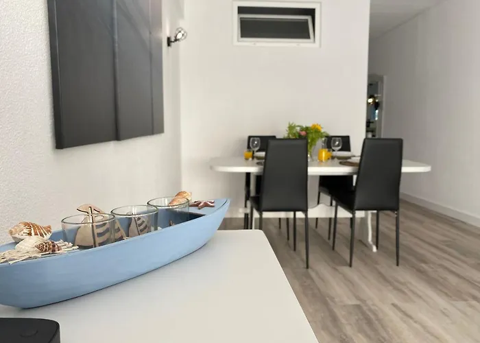 Renovated Oasis Ocean View 1bd Wi-fi 3 Min