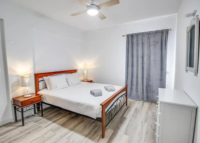 Renovated Oasis Ocean View 1bd Wi-fi 3 Min * 알부페이라